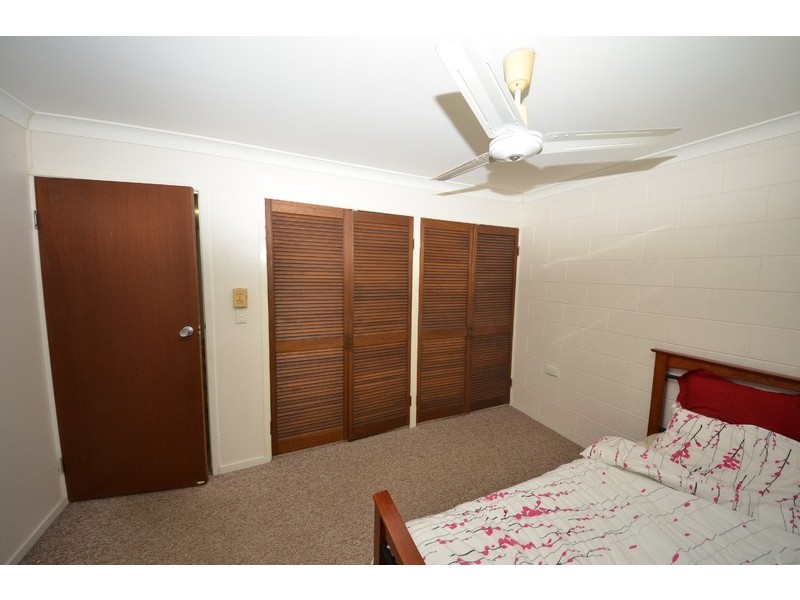 6 Salisbury Crescent, Kirwan QLD 4817