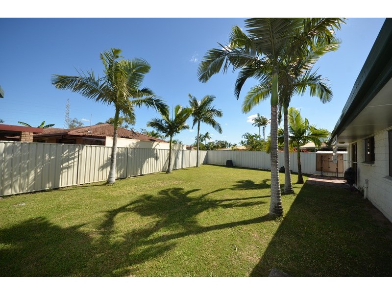 6 Salisbury Crescent, Kirwan QLD 4817