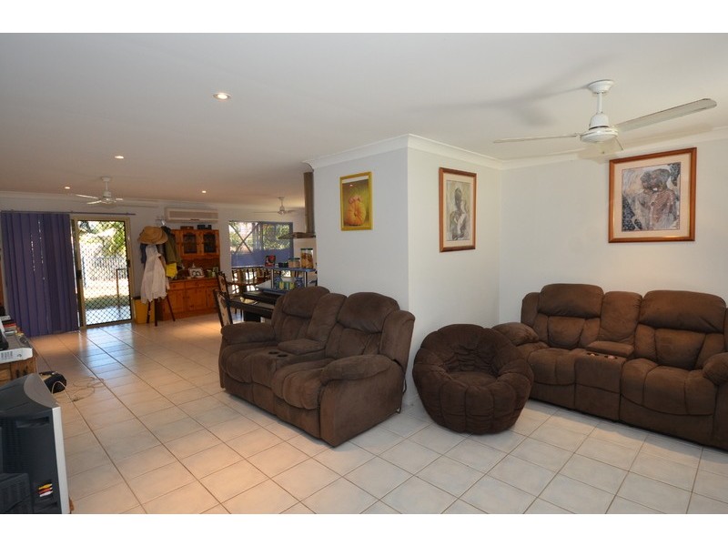 67  Estuary Parade, Douglas QLD 4814