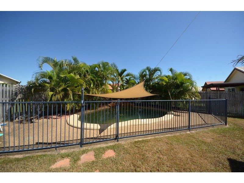 67  Estuary Parade, Douglas QLD 4814