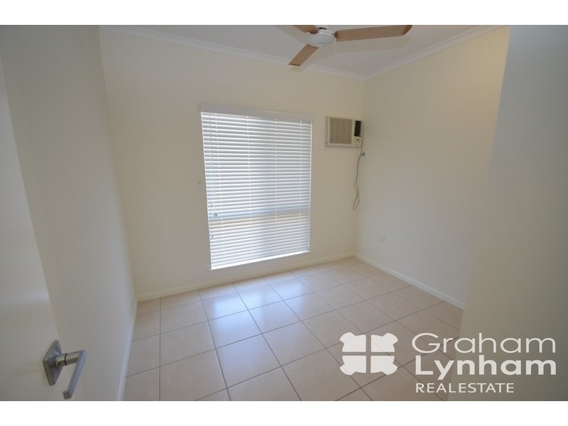 12 Rodeo Drive, Mount Louisa QLD 4814