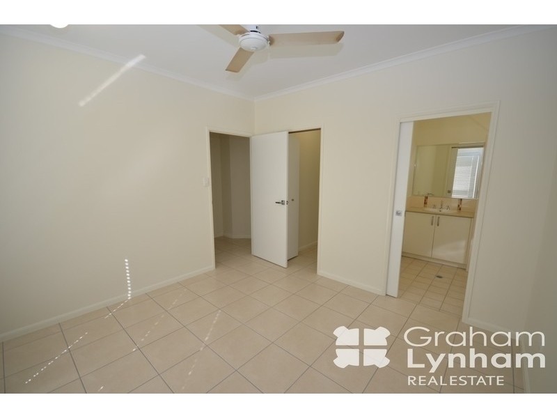 12 Rodeo Drive, Mount Louisa QLD 4814