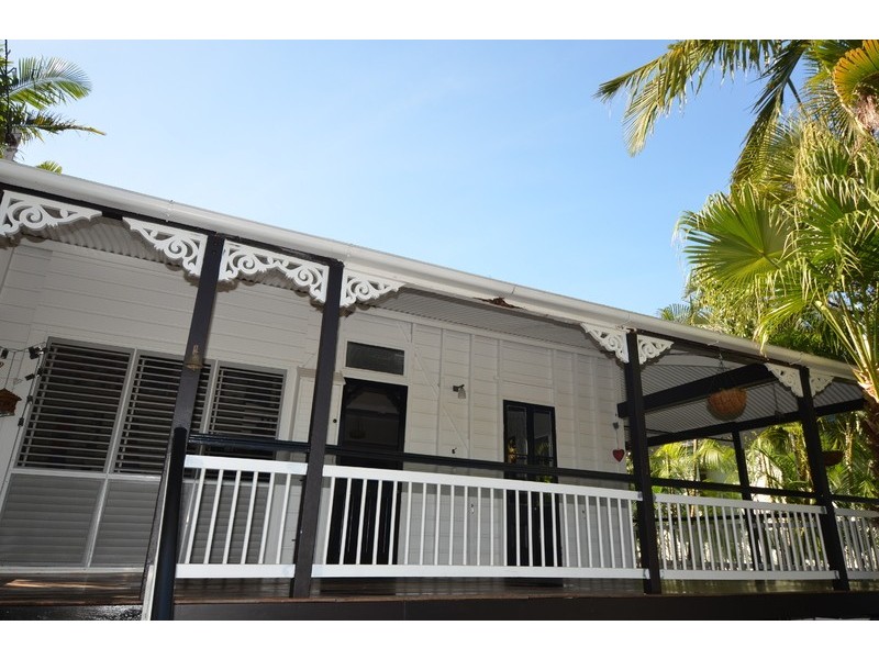 7 Baxter Street, West End QLD 4810