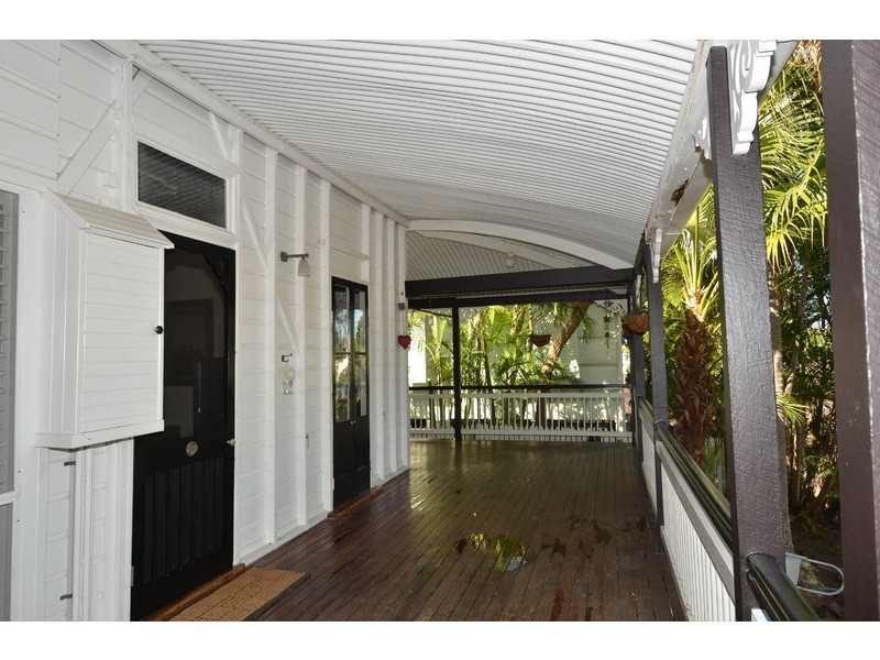 7 Baxter Street, West End QLD 4810