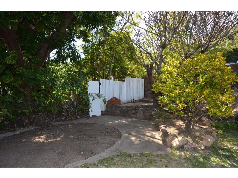 7 Baxter Street, West End QLD 4810