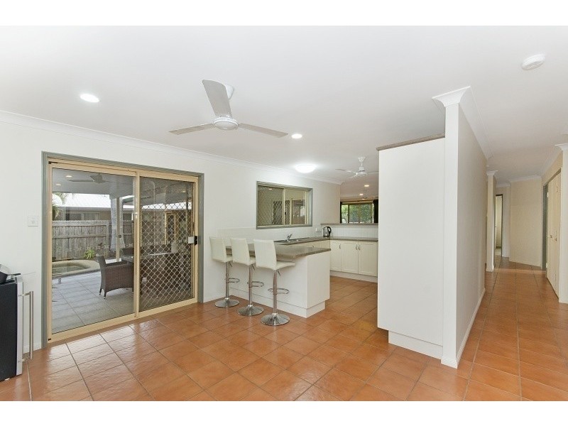 16 Paluma Street, Kirwan QLD 4817