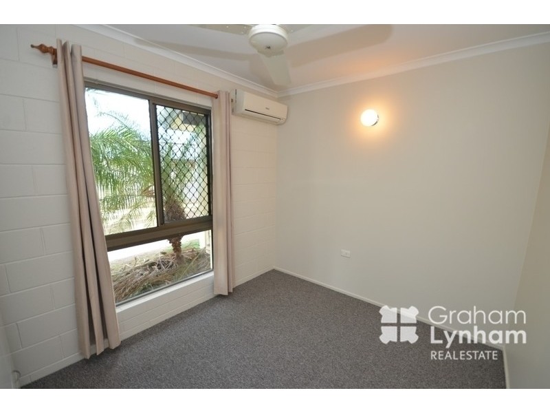 4 Gould Street, Kirwan QLD 4817