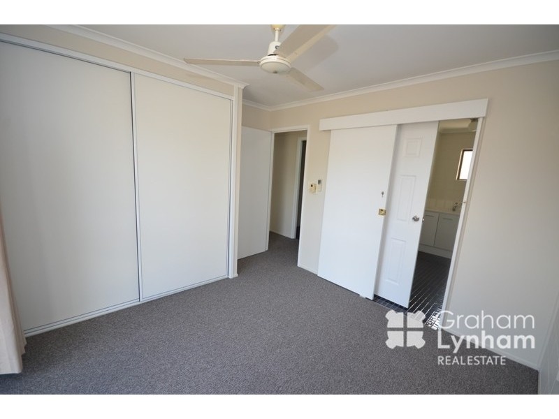 4 Gould Street, Kirwan QLD 4817