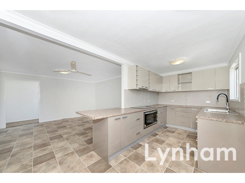 16 Lanark Street, Kirwan QLD 4817