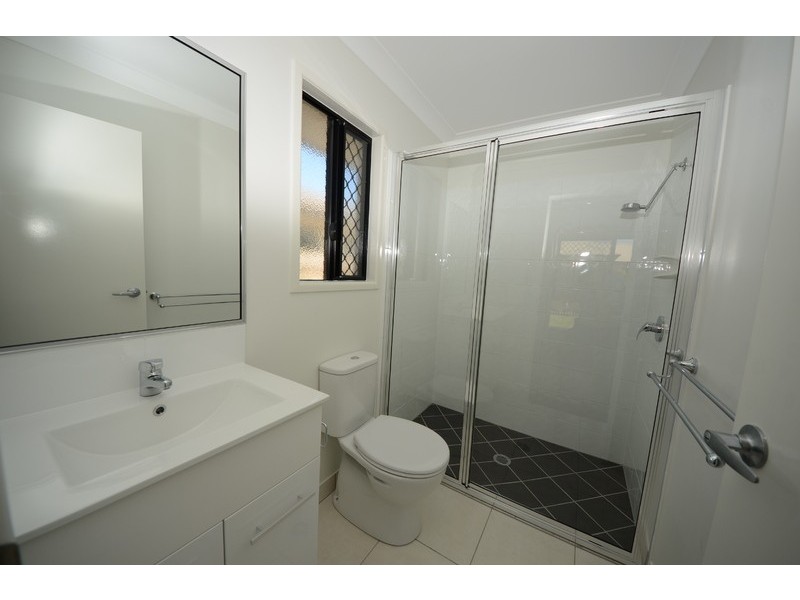 52 Blue Wren Drive, Kelso QLD 4815