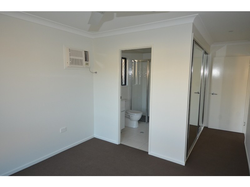 52 Blue Wren Drive, Kelso QLD 4815