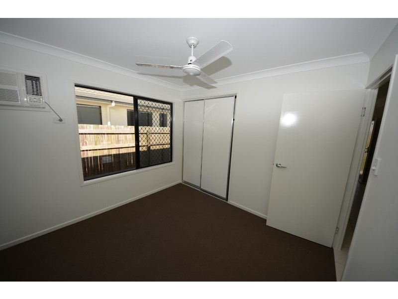 52 Blue Wren Drive, Kelso QLD 4815