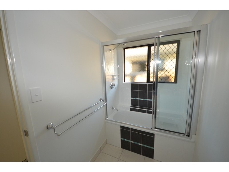 52 Blue Wren Drive, Kelso QLD 4815