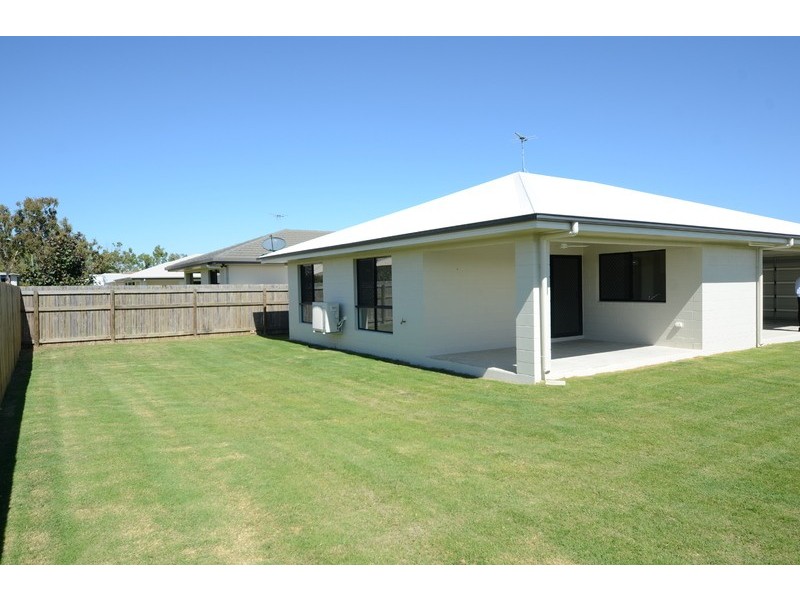 52 Blue Wren Drive, Kelso QLD 4815