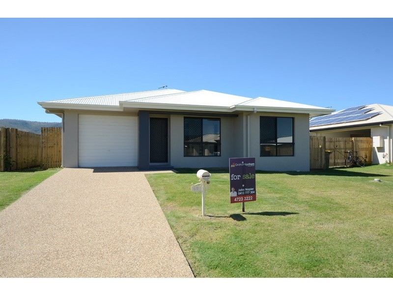 60  Blue Wren Drive, Kelso QLD 4815