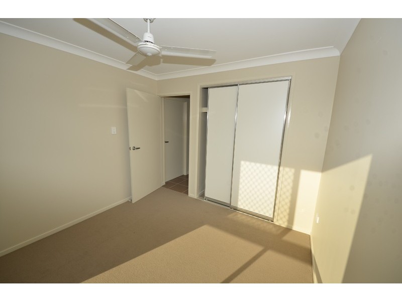 60  Blue Wren Drive, Kelso QLD 4815