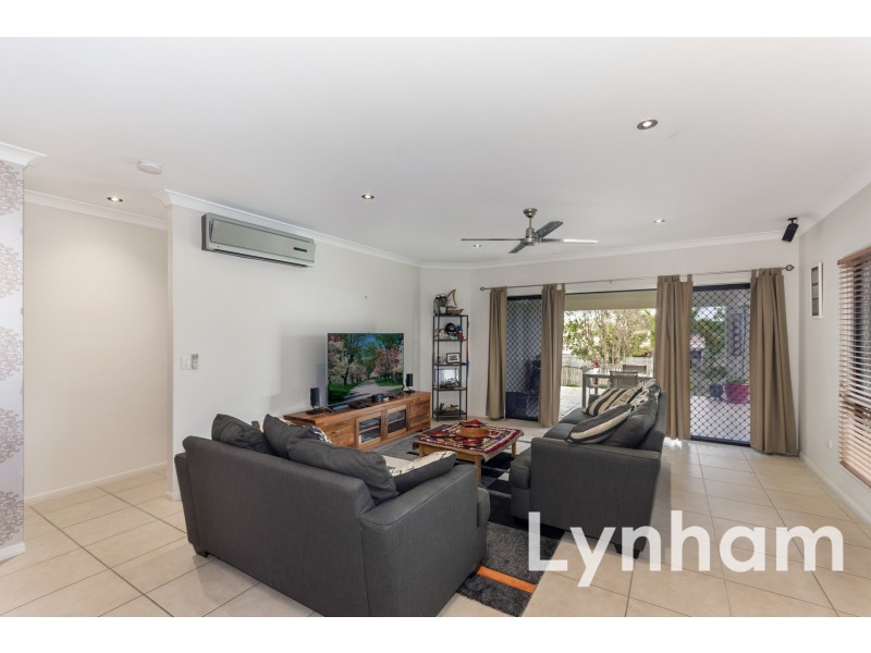 11 St Albans Road, Mount Louisa QLD 4814