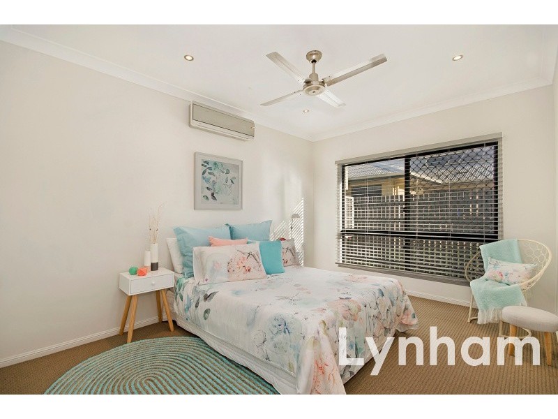 11 St Albans Road, Mount Louisa QLD 4814