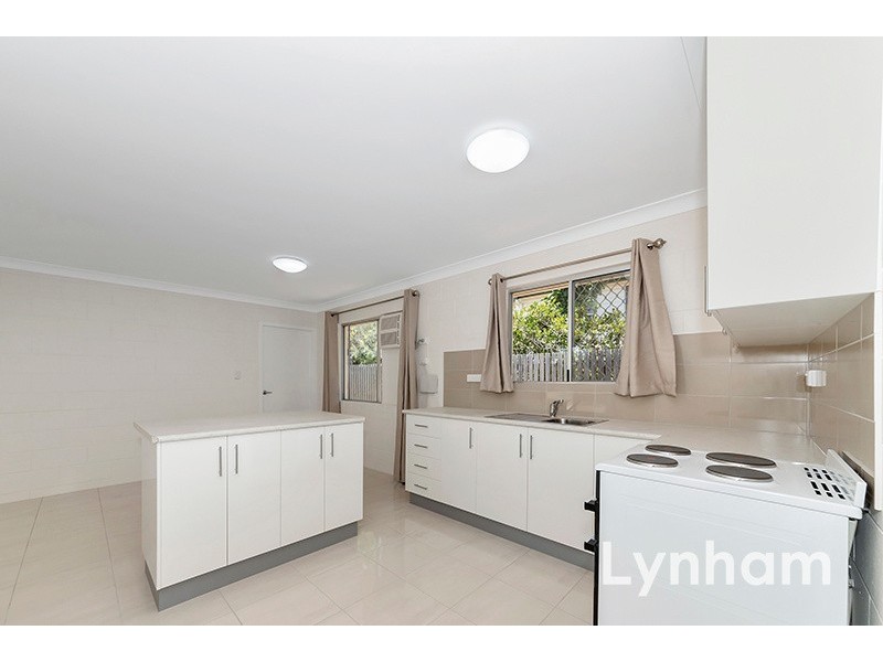 1/39 Roberts Street, Hermit Park QLD 4812