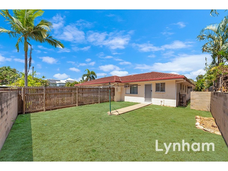 1/39 Roberts Street, Hermit Park QLD 4812