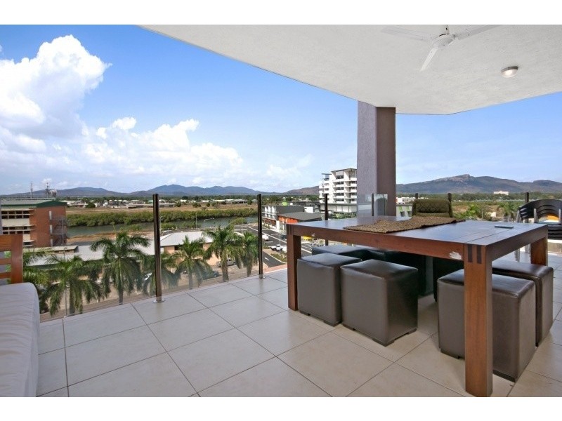 124/524 Flinders Street, Townsville City QLD 4810