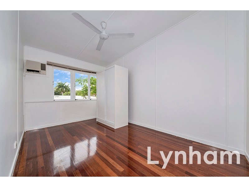 27 Elimatta Avenue, Cranbrook QLD 4814