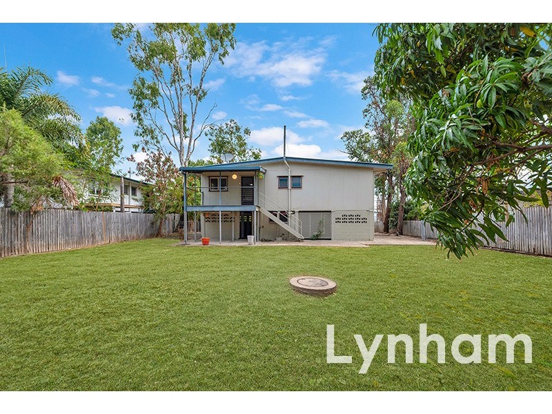 27 Elimatta Avenue, Cranbrook QLD 4814