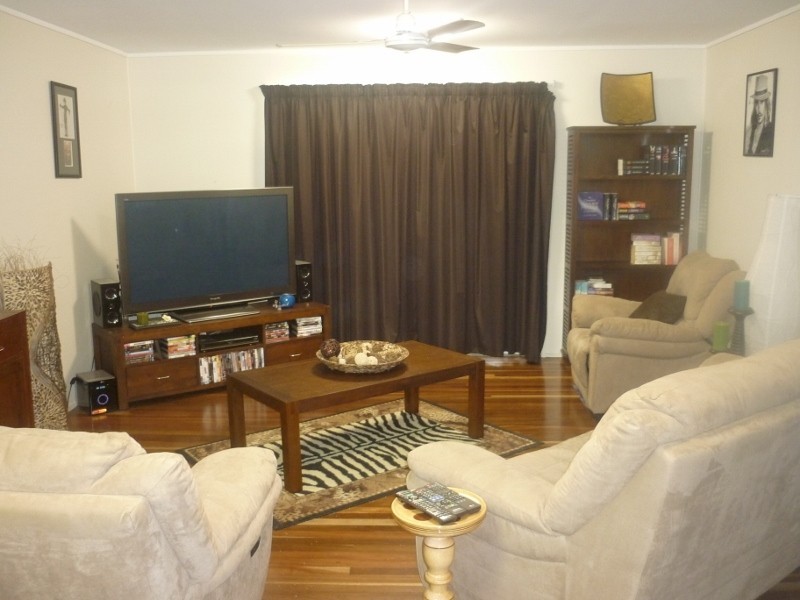 9 Pelican Avenue, Condon QLD 4815