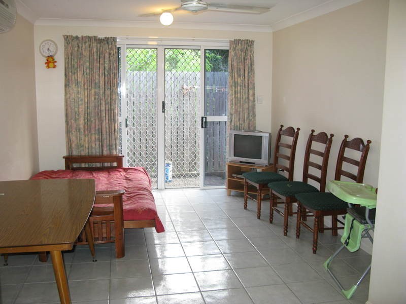 3/8 Derby Street, Pimlico QLD 4812