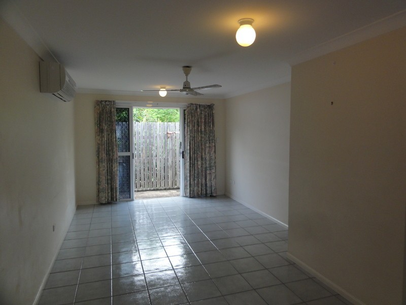 3/8 Derby Street, Pimlico QLD 4812