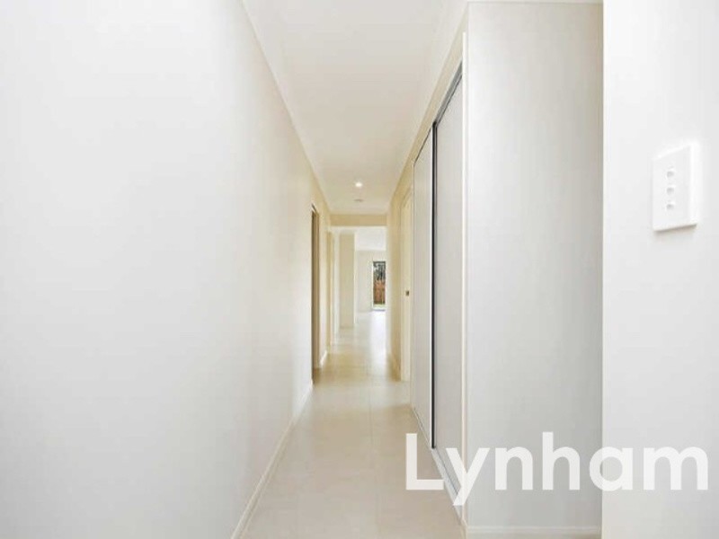 33 Pongamia Parade, Mount Low QLD 4818