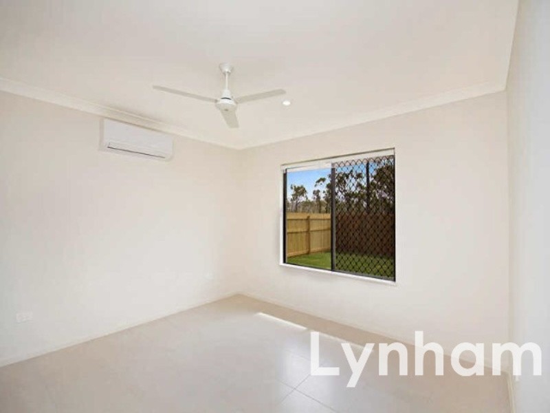 33 Pongamia Parade, Mount Low QLD 4818