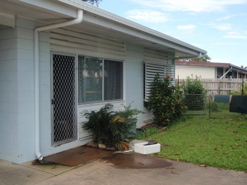 2/41 Burramugga Crescent, Kirwan QLD 4817