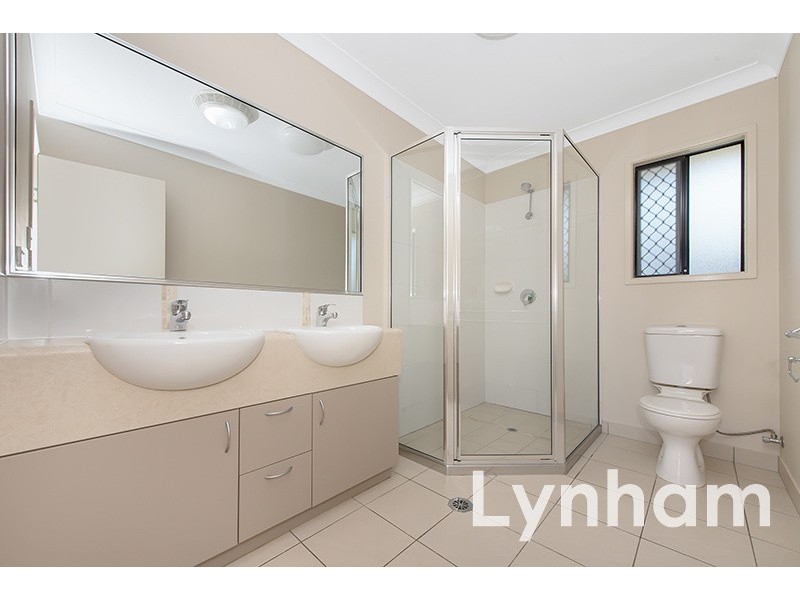 26 Limerick Way, Mount Low QLD 4818