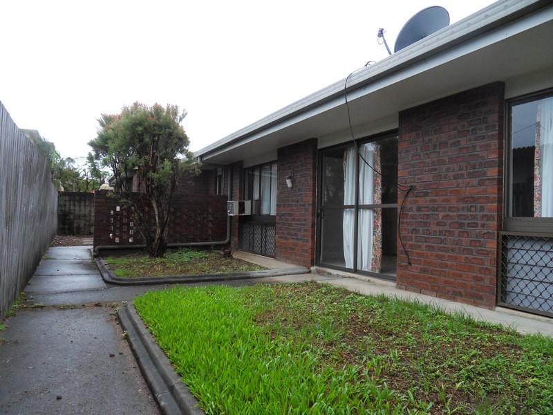 2/55 Cook Street, North Ward QLD 4810