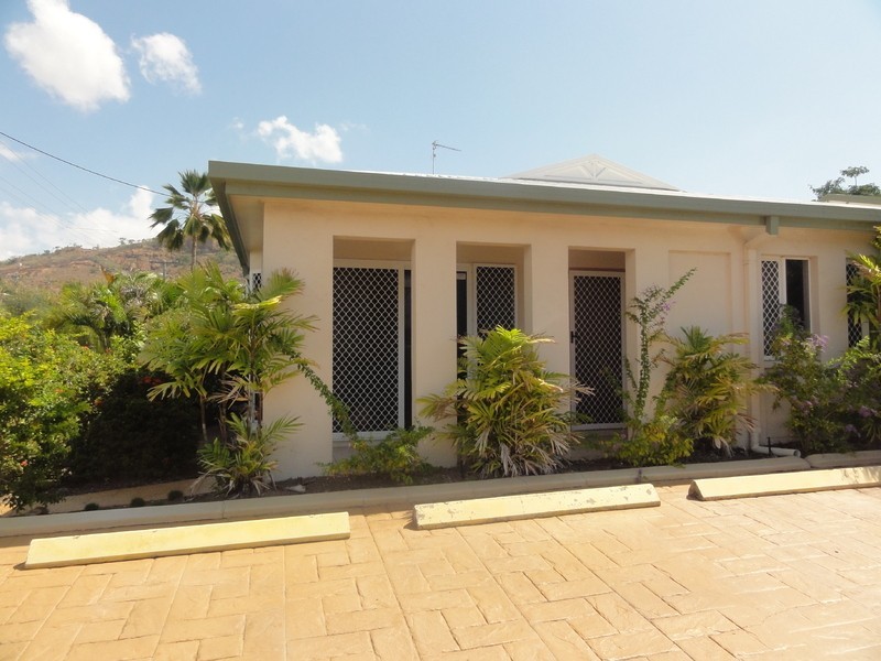 1/38  Gregory, North Ward QLD 4810