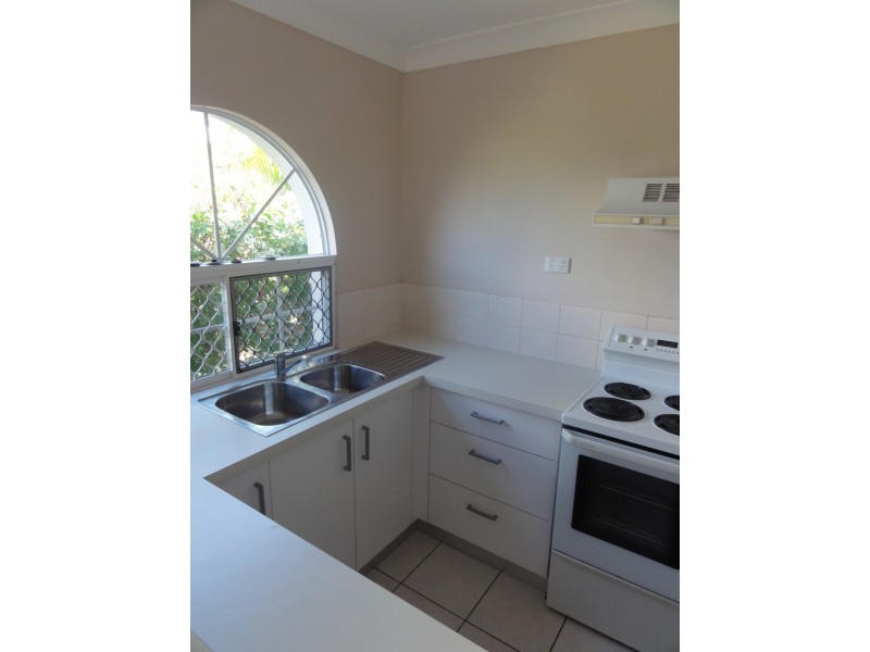 1/38  Gregory, North Ward QLD 4810