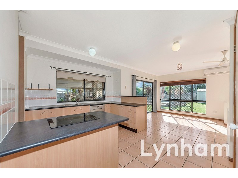 1 Saratoga Close, Kirwan QLD 4817