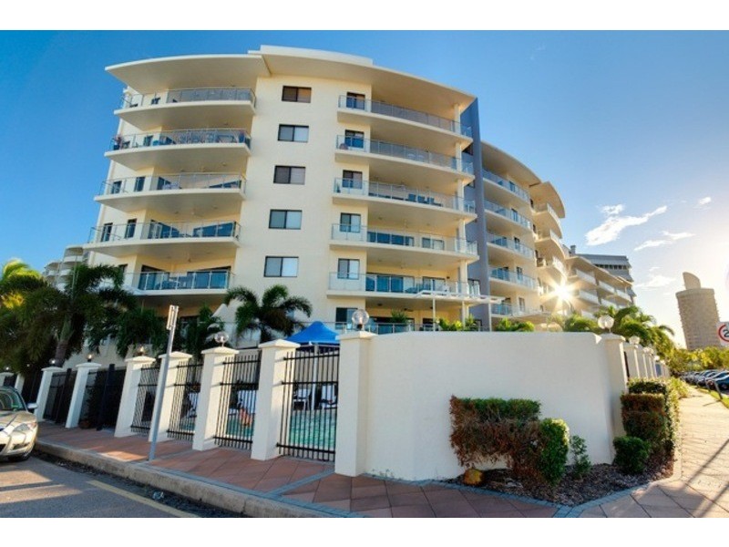 109/9 Anthony Street, South Townsville QLD 4810