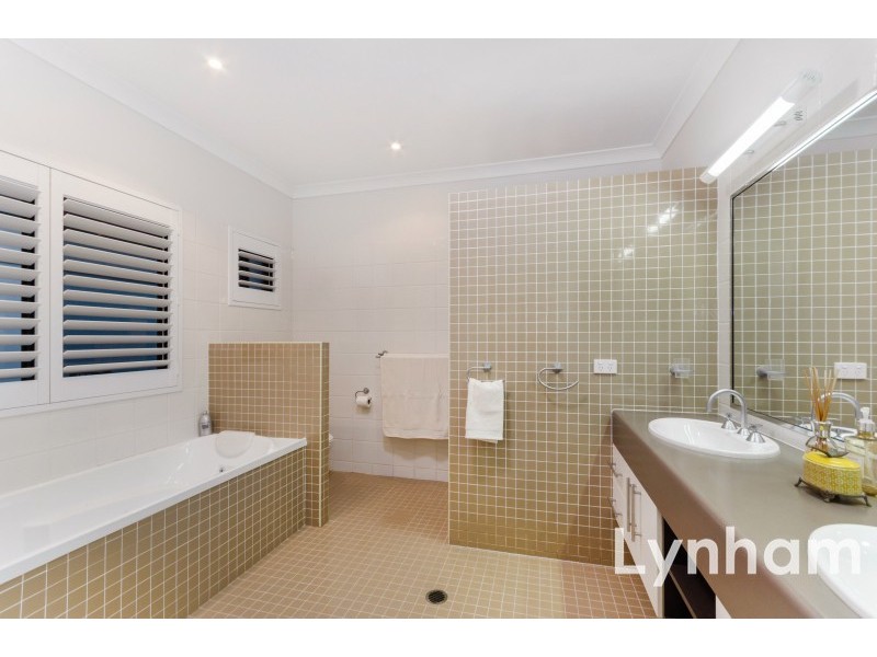 7 Yale Close, Douglas QLD 4814