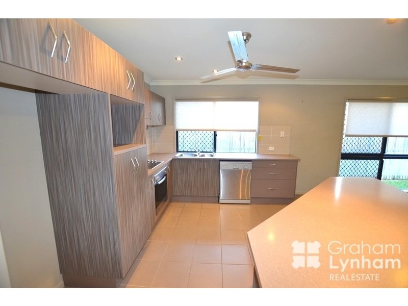 8 Carswell Avenue, Kirwan QLD 4817