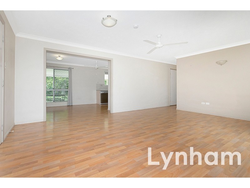 4 Rhyl Court, Mount Low QLD 4818