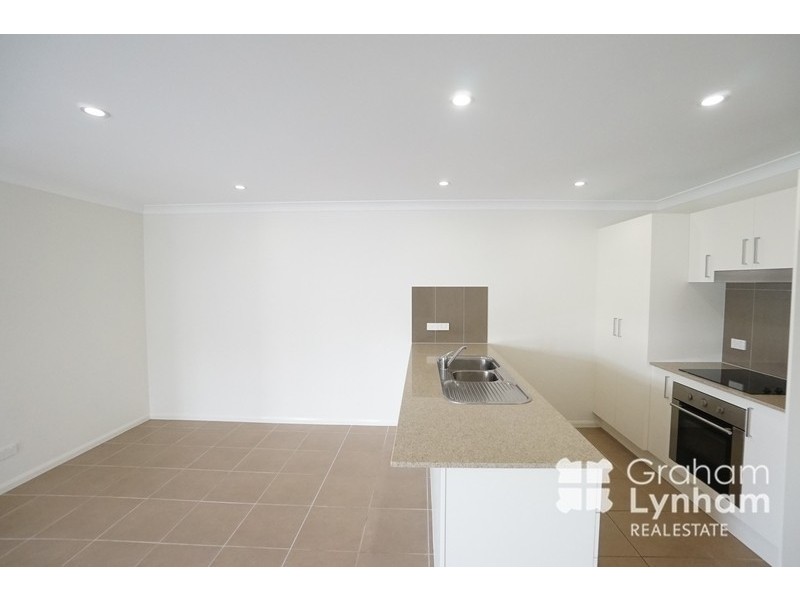 1/24 Velasco Street, Burdell QLD 4818