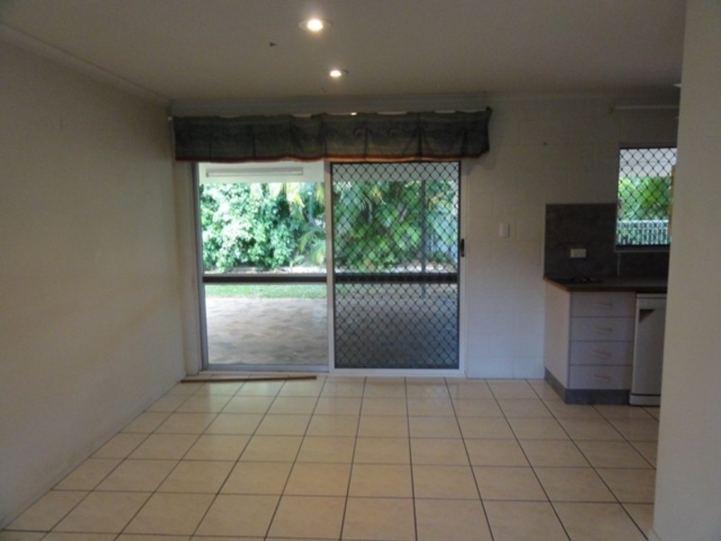 17 Malbon Road, Kirwan QLD 4817