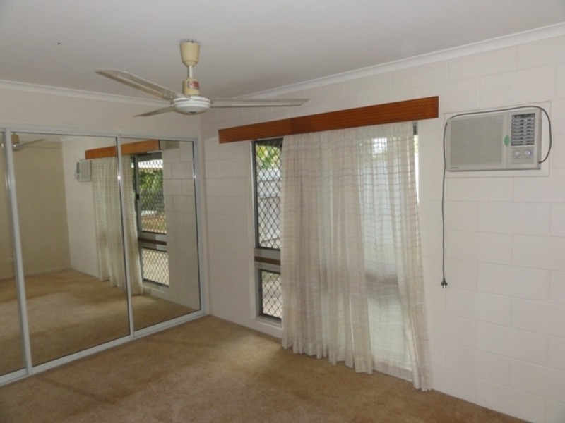 17 Malbon Road, Kirwan QLD 4817