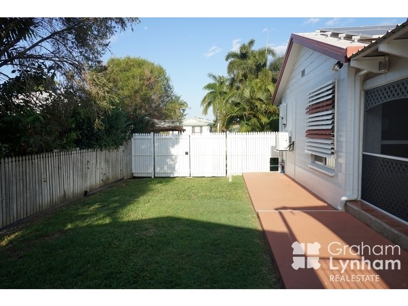 8 Canyon Court, Mount Louisa QLD 4814