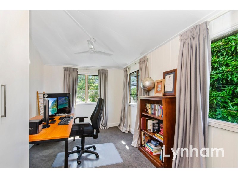 58 Roberts Street, Hermit Park QLD 4812