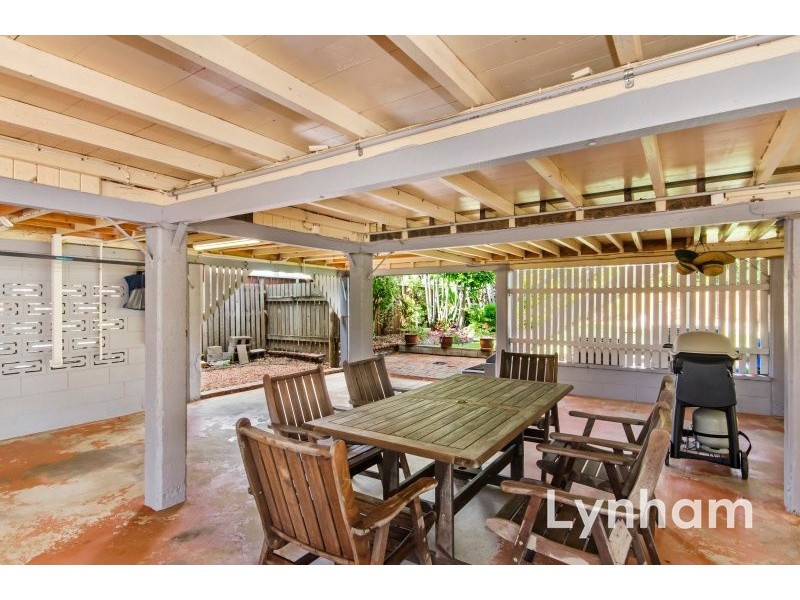 58 Roberts Street, Hermit Park QLD 4812