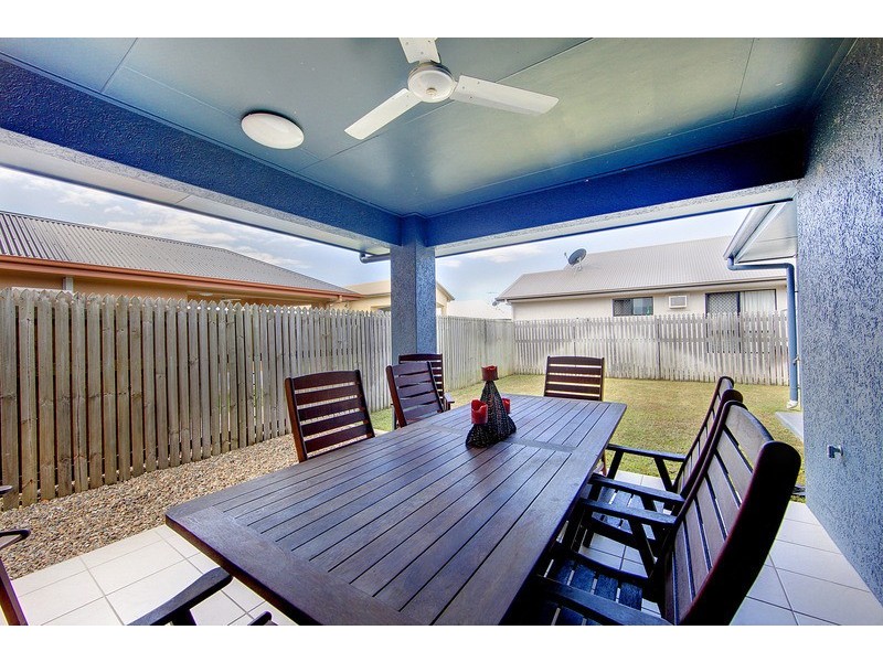 8 Laurie Motti Parade, Kirwan QLD 4817