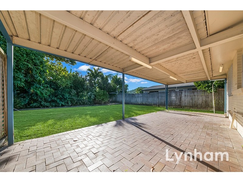17 President Street, Kirwan QLD 4817